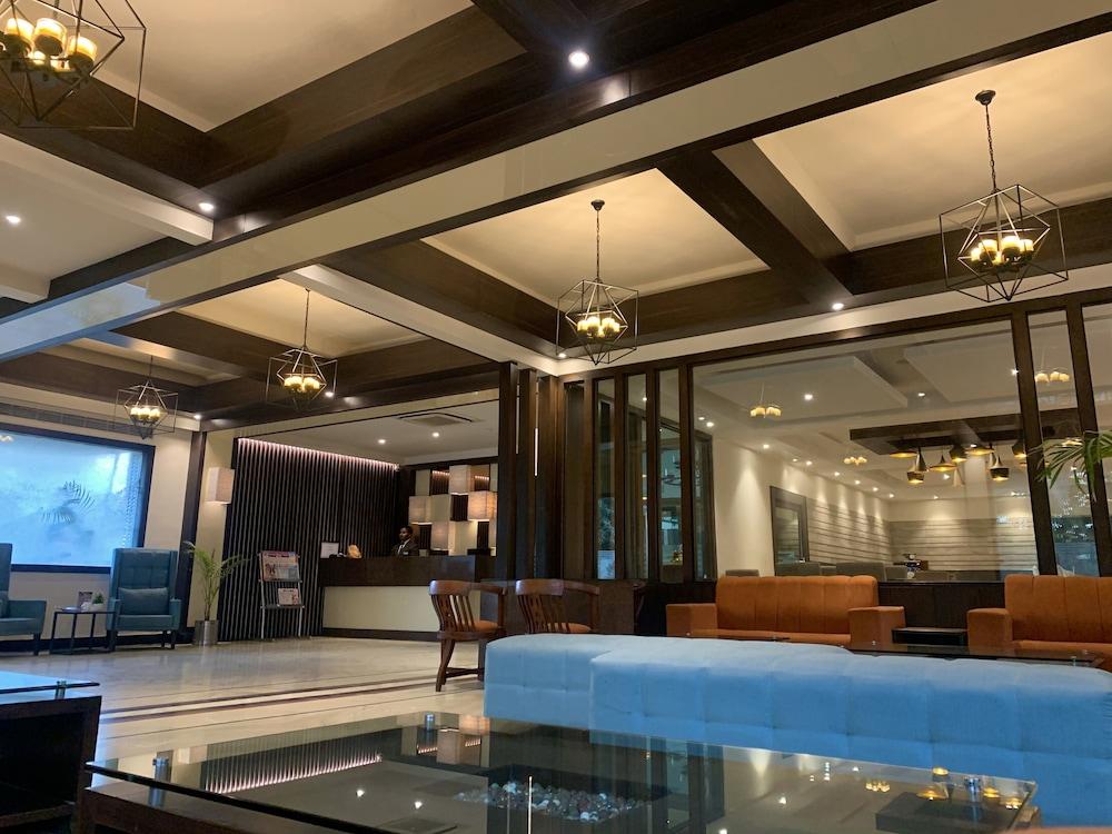 Royale Sarovar Portico Agra Agra (Uttar Pradesh) Exterior foto
