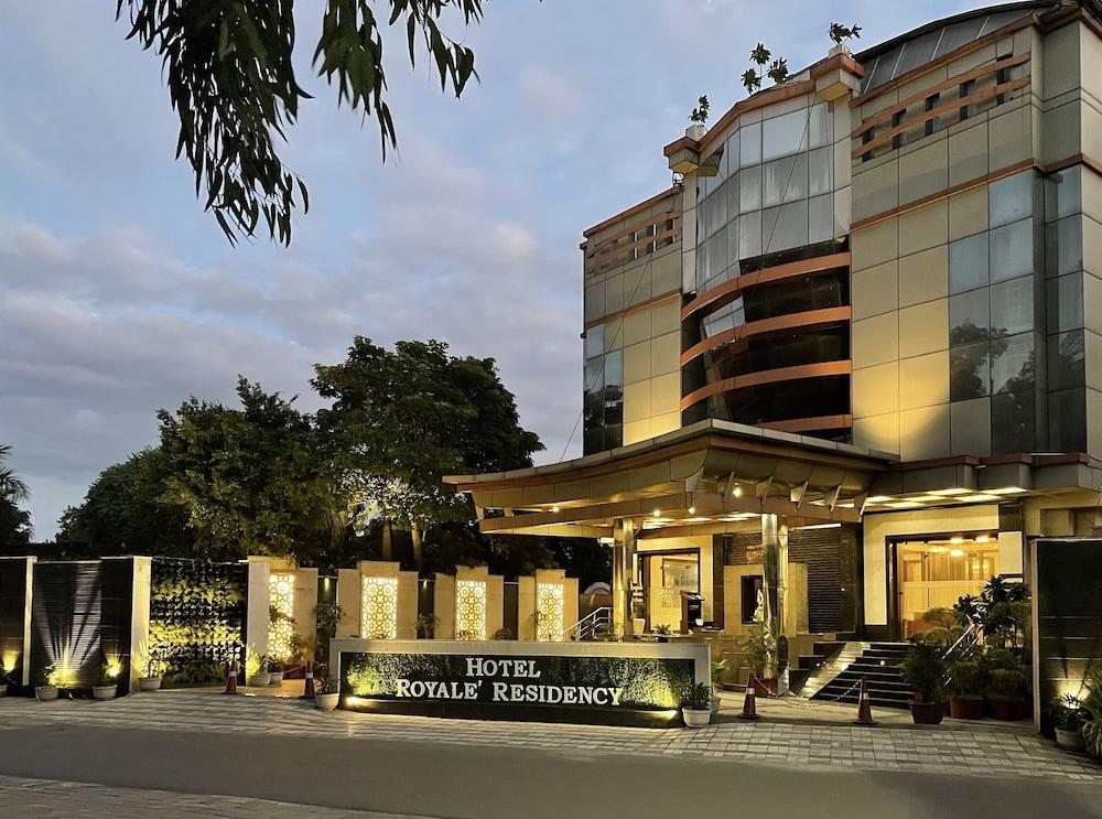 Royale Sarovar Portico Agra Agra (Uttar Pradesh) Exterior foto